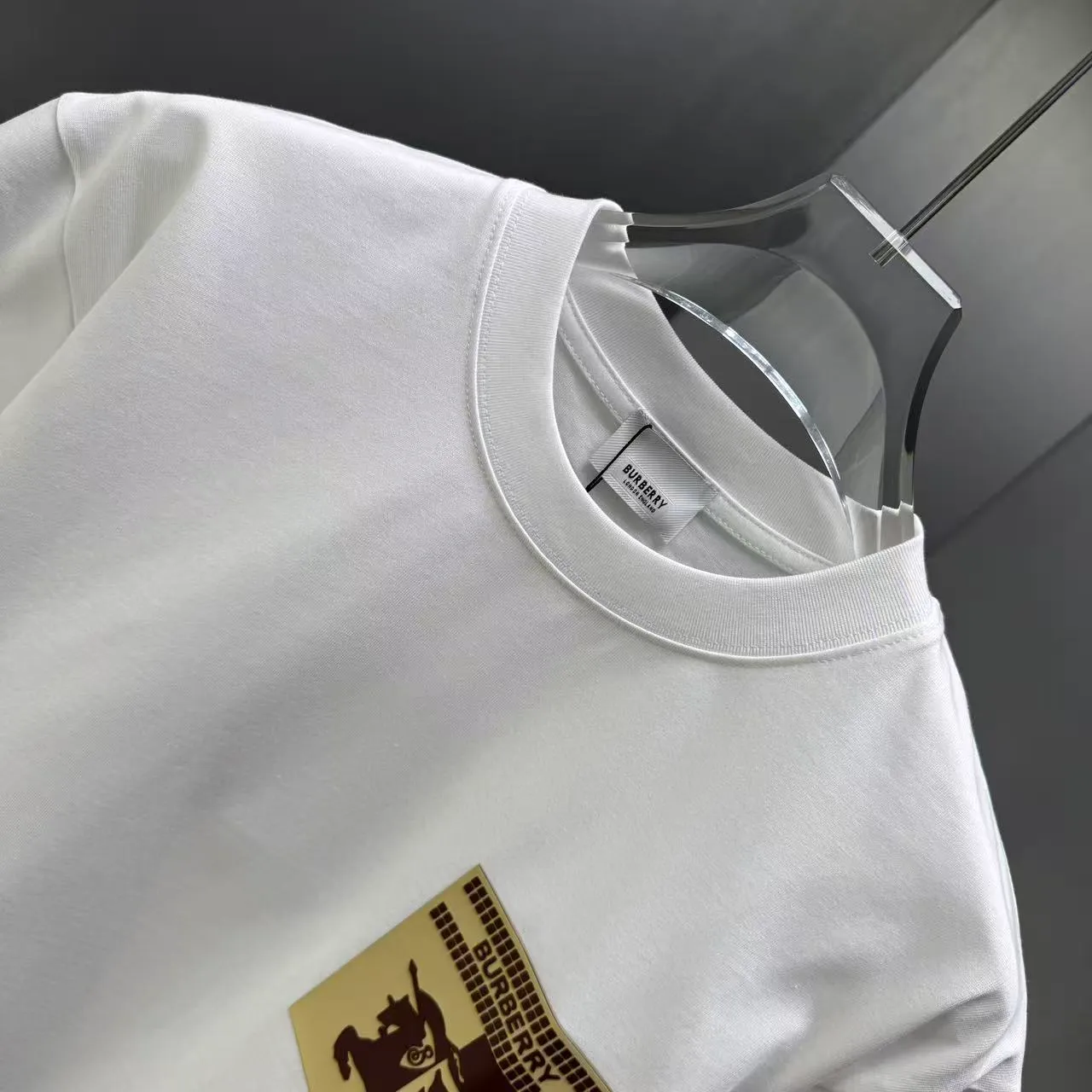 BURBE* * 2026 New Arrival T logo ：Black White Dark Blue Sizes：S M L XL XXL